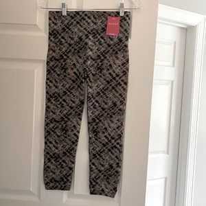 Spanx Cropped Leggings - “Look At Me Now” Style